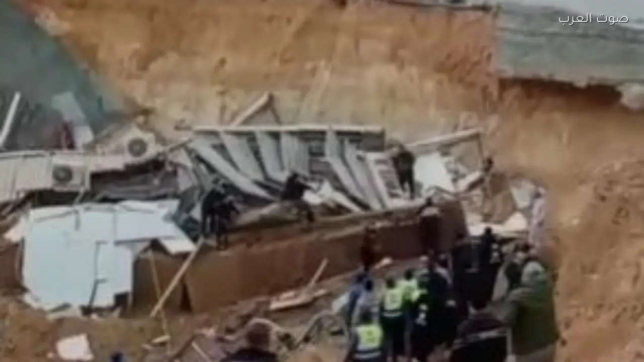 إصابات خطيرة جراء انهيار محلات في محطة وقود بالتجمع الخامس