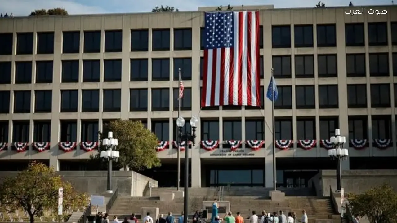 ترامب يفصل رئيس مكتب إحصاءات العمل ويثير الجدل مجددًا