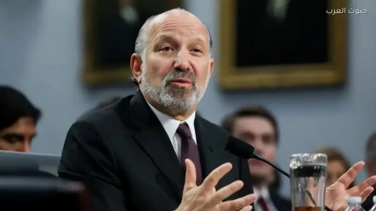 تقرير يكشف زيارة وزير تجارة ترامب لجزيرة إبستين