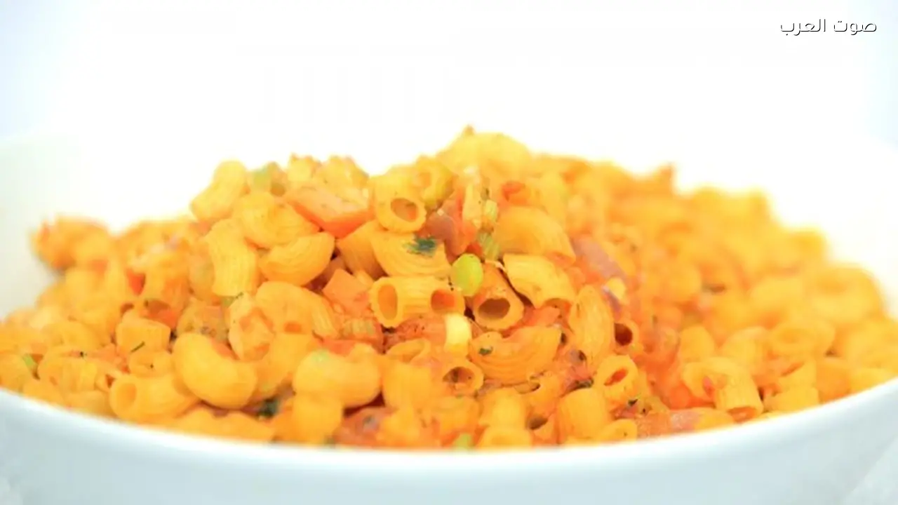 شوربة مكرونة بالخبز المحمص لتجديد عشاء نهاية الأسبوع