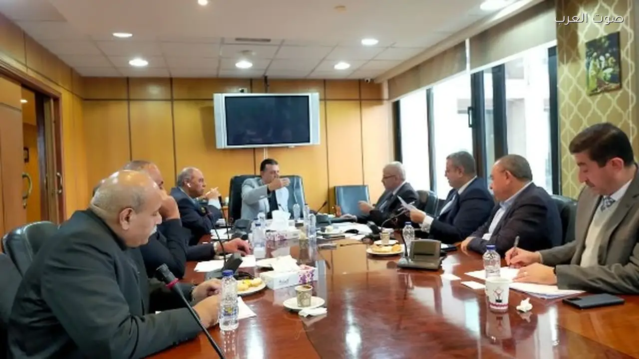 غرفة الصناعات النسيجية تبحث تطوير قطاع الغزل والنسيج عبر التدريب والخبراء