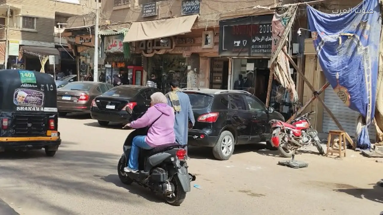 أسرة عروس المنوفية تغادر محكمة شبين الكوم بعد تأجيل الجلسة