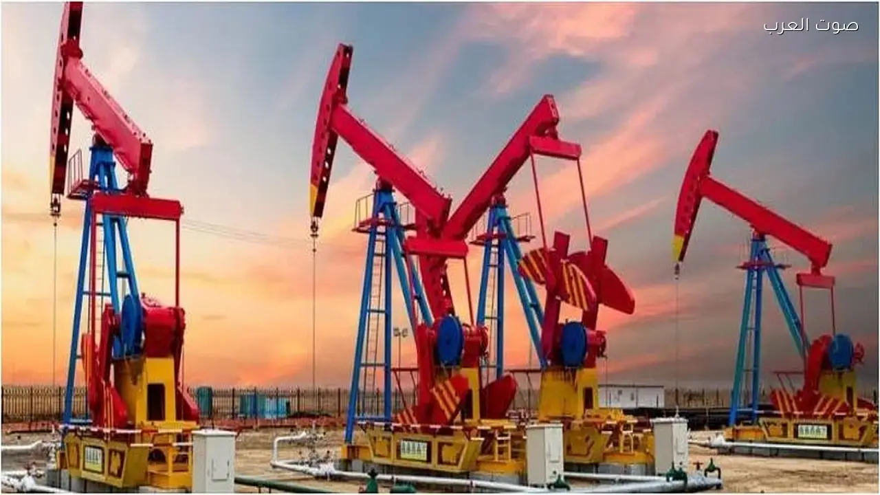 أسعار النفط ترتفع وخام برنت يصل إلى 71 دولاراً