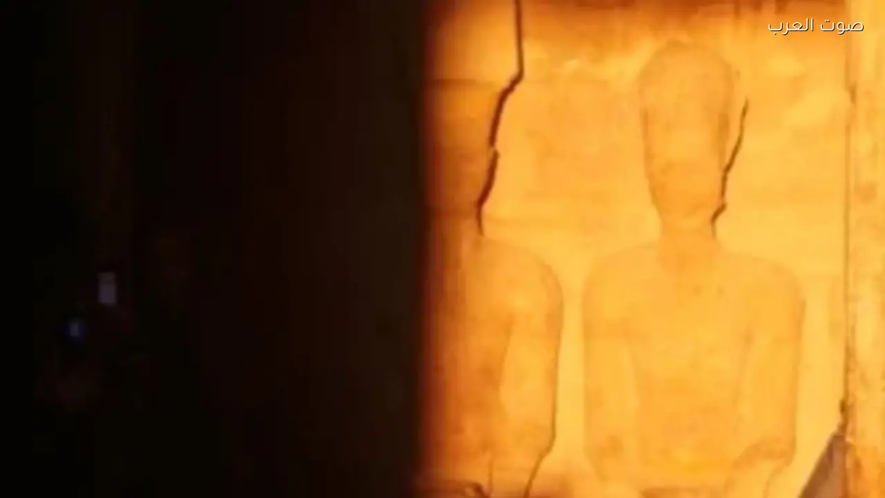 أسوان تحتفل بتعامد الشمس على وجه رمسيس دون إلغاء للاحتفالات