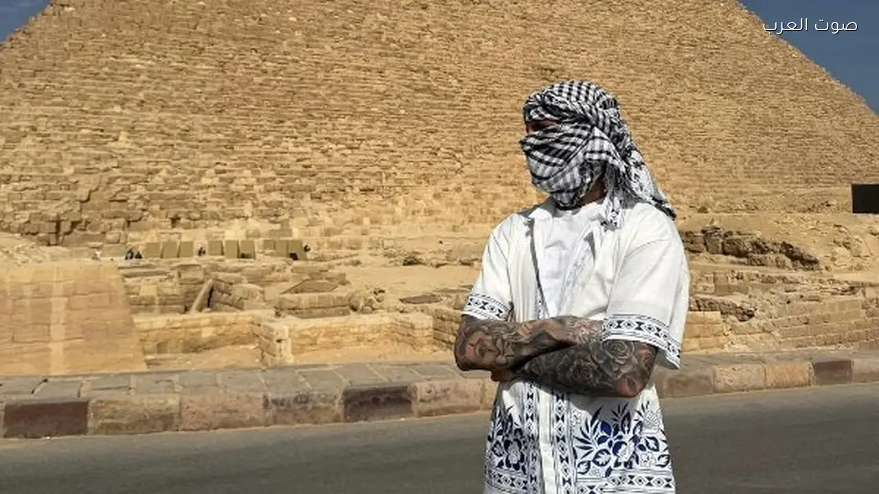 أليخاندرو جارناتشو يستعرض معالم مصر السياحية لجمهوره