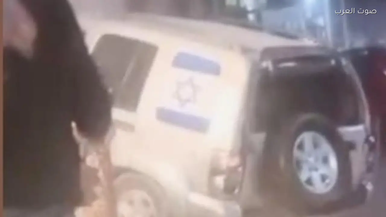 أهالي كرداسة يعاقبون قائد سيارة تحمل العلم الإسرائيلي