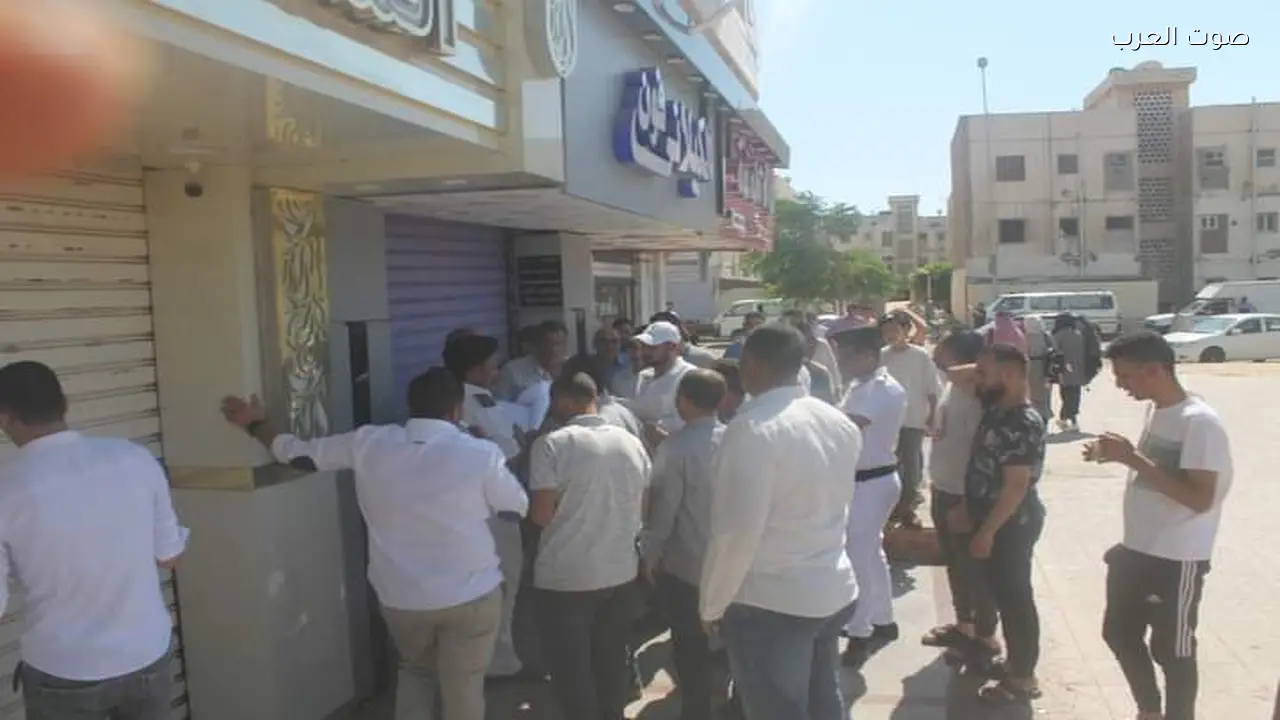 إغلاق 23 منشأة مخالفة لمواعيد العمل الشتوية في الغربية