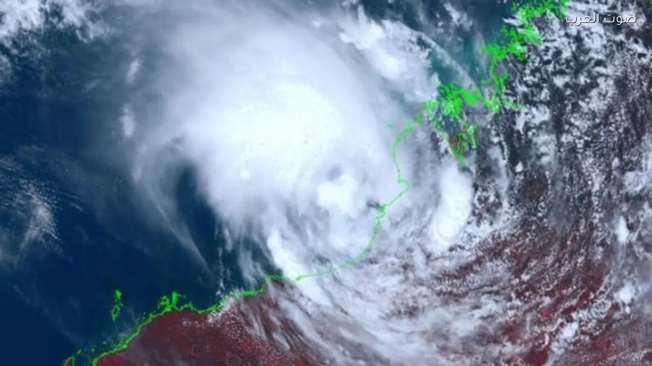 إغلاق موانئ رئيسية في أستراليا بسبب إعصار ميتشل