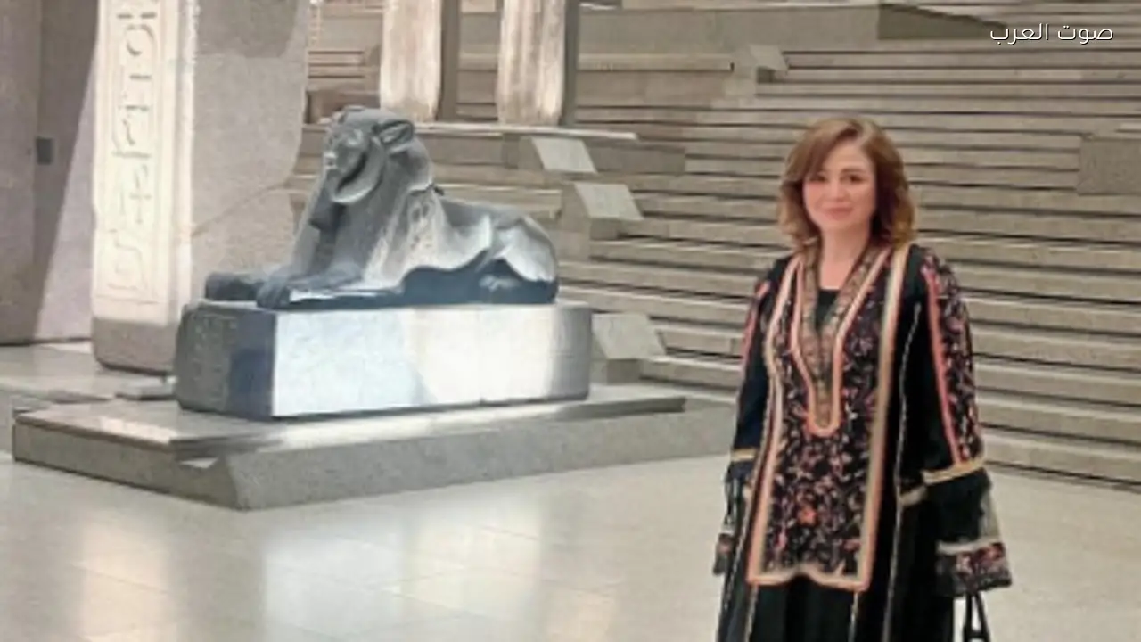 إلهام شاهين تتألق في المتحف المصري الكبير