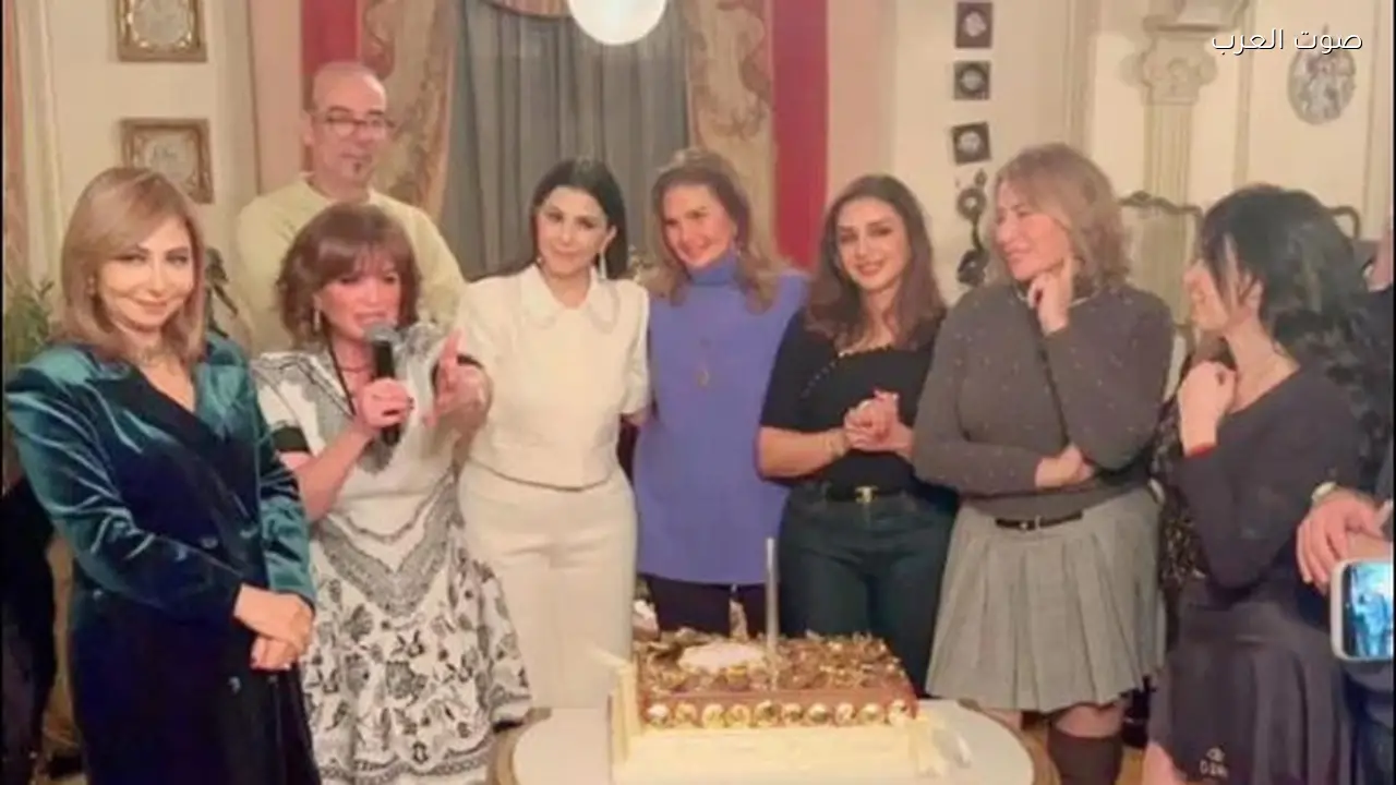 إلهام شاهين تحتفل بنجاح حفل ماجدة الرومي في الأوبرا المصرية