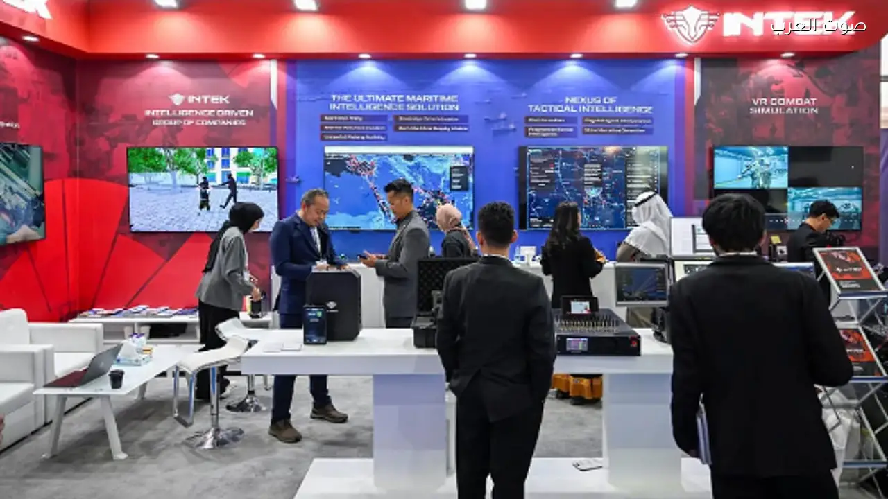إندونيسيا تعرض خبراتها في معرض الدفاع العالمي 2026