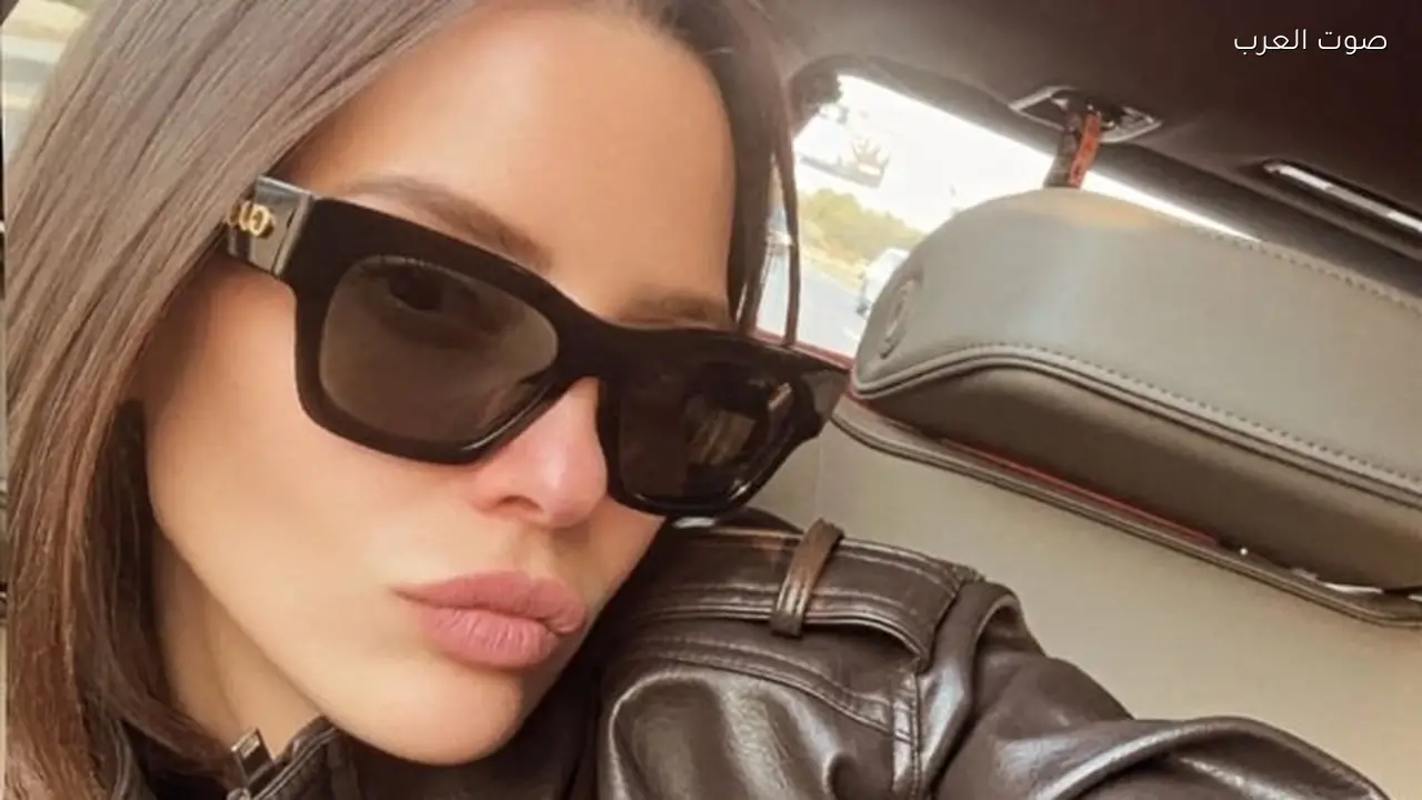 إيمان العاصي تتألق بإطلالة شتوية مميزة