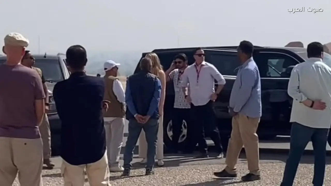 ابنة ترامب تتفقد معبد حتشبسوت في الأقصر