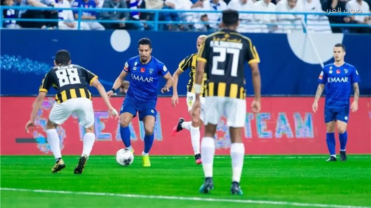 اتحاد جدة يتعادل مع الهلال بـ 10 لاعبين في الدوري السعودي