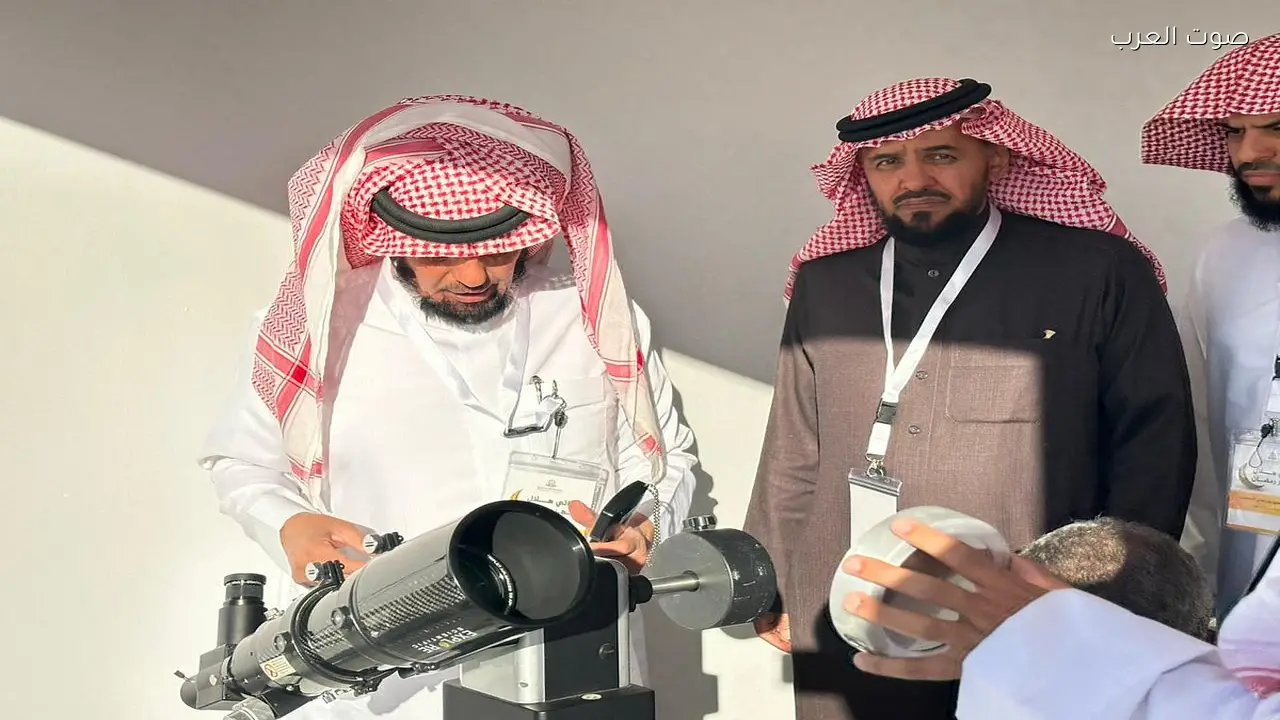 استعدادات في مرصد سدير لرؤية هلال رمضان