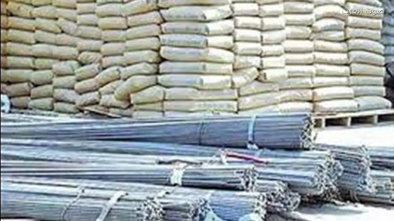 استقرار أسعار الحديد والأسمنت في سوق مواد البناء اليوم