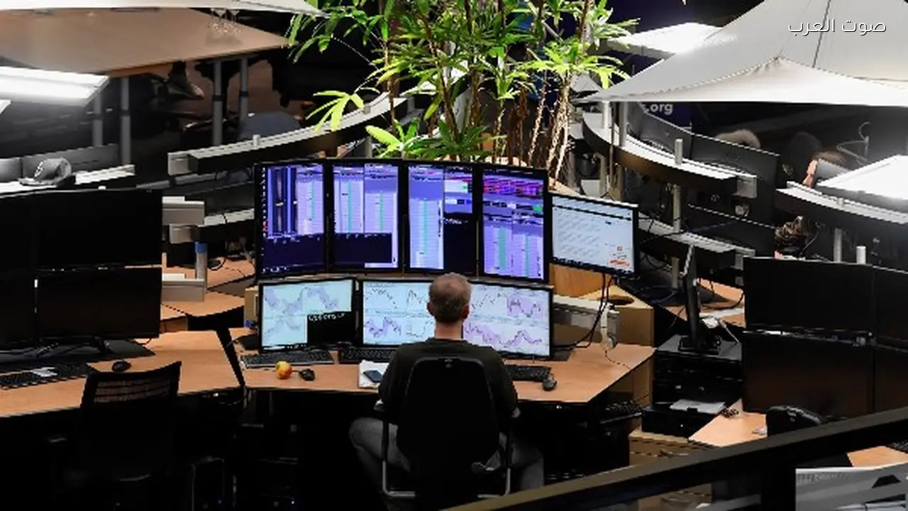 الأسهم الآسيوية تحقق ارتفاعاً قياسياً بدعم من انتعاش وول ستريت