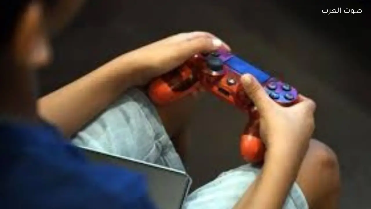 الألعاب الإلكترونية وتأثيرها على التربية بعد حجب لعبة شهيرة