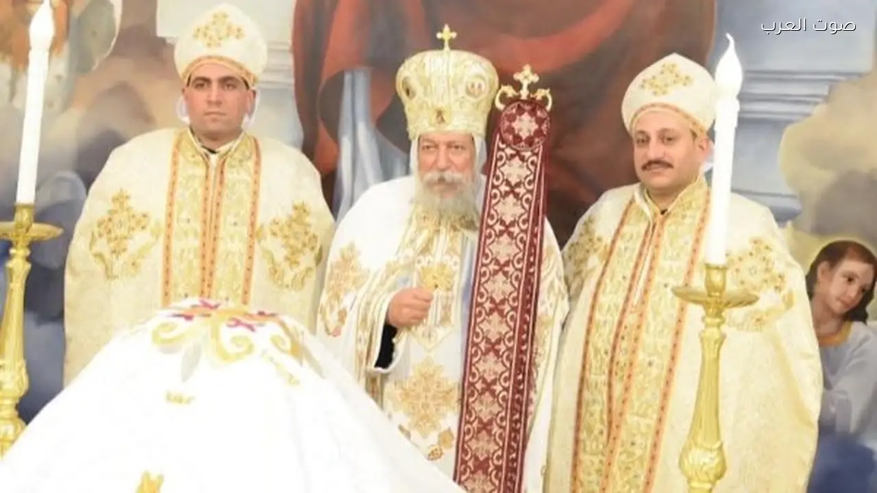 الأنبا إيلاريون يعيّن كاهنين جديدين في إيبارشية البحيرة