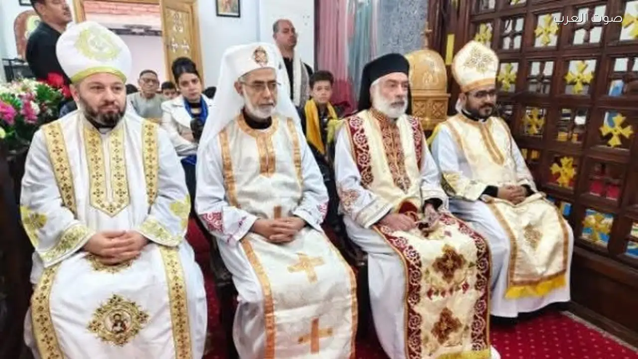 الأنبا باسيليوس يقود قداس المناولة في كنيسة القديسة ريتا بطوه