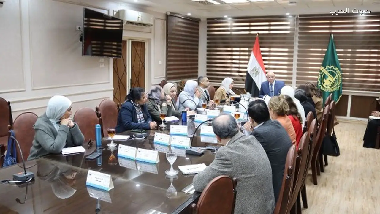 البنك الدولي يناقش تطوير إدارة المخلفات في القليوبية