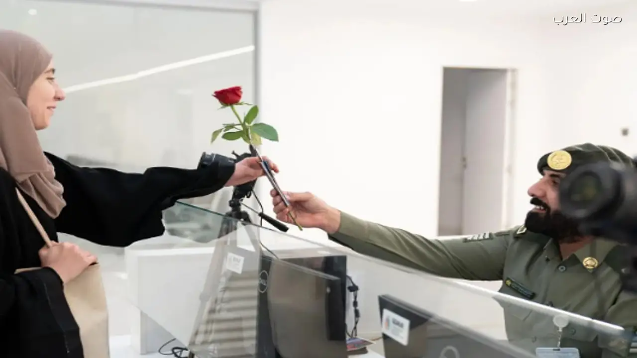 الجوازات تحتفل بيوم التأسيس في المنافذ الدولية