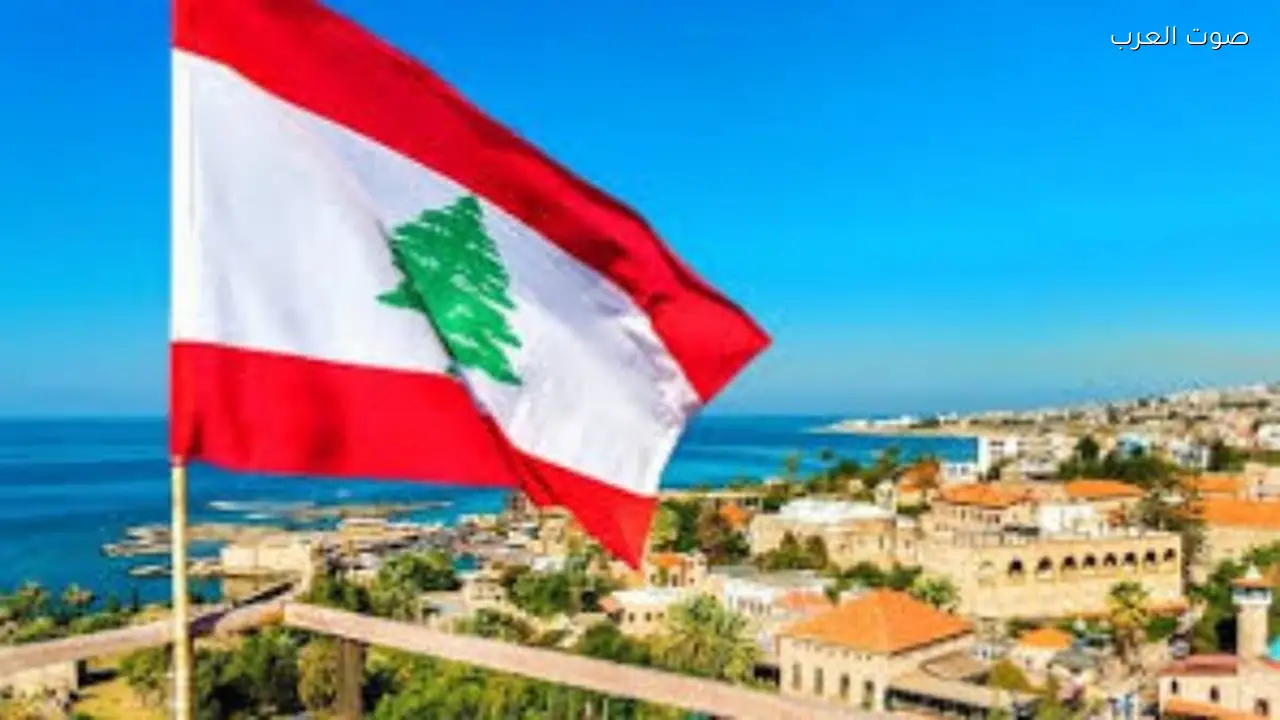 الخارجية الأمريكية تطلب مغادرة الدبلوماسيين غير الأساسيين وعائلاتهم من لبنان