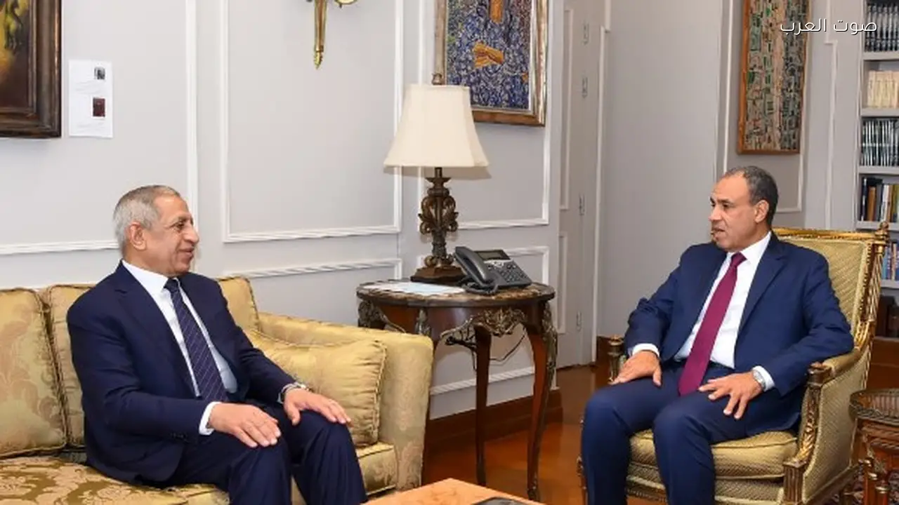 الخارجية تعزز التعاون مع الأكاديمية العربية عبر شراكات بحثية وتدريبية