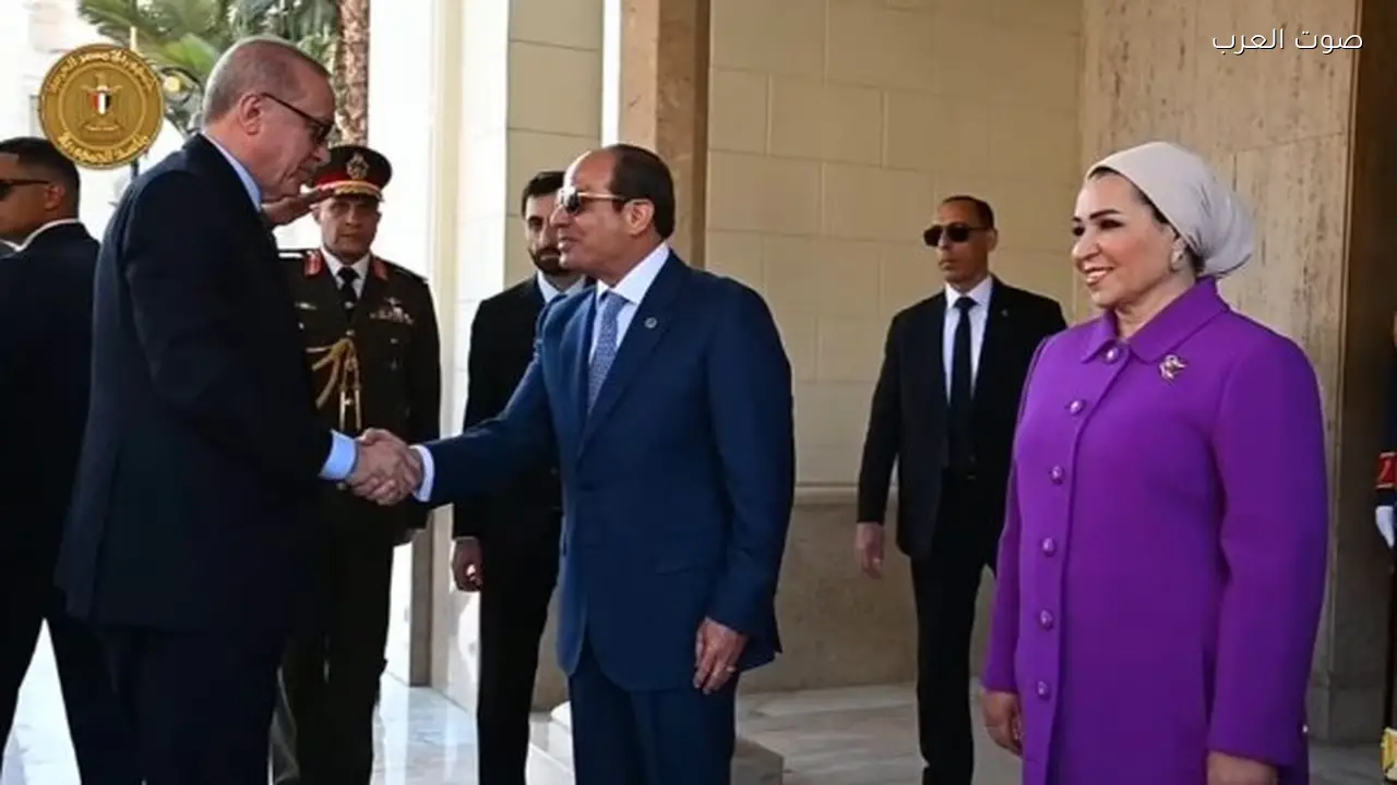 الرئيس السيسي يستقبل نظيره التركي في قصر الاتحادية للمباحثات