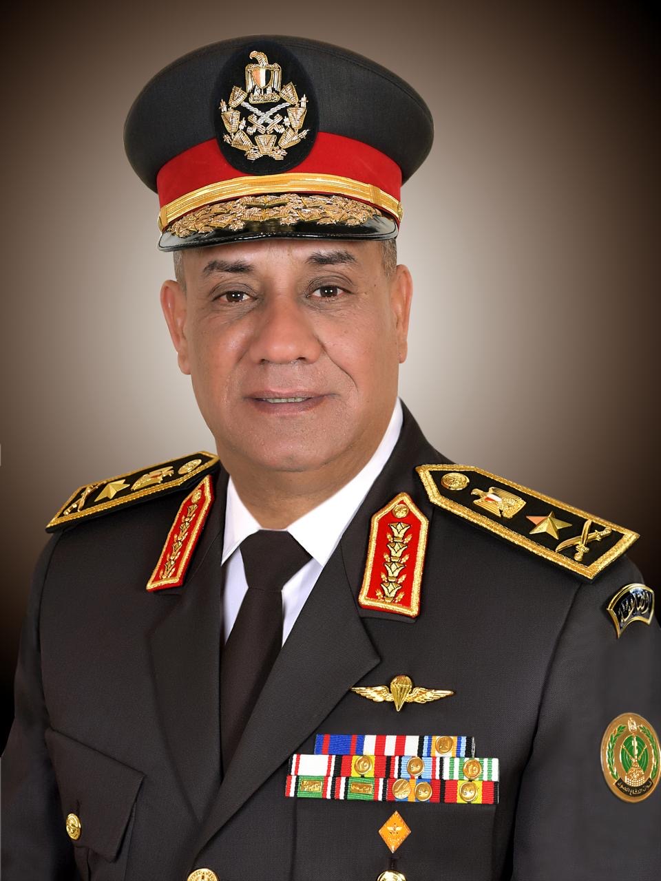 السيرة الذاتية للفريق أشرف سالم زاهر وزير الدفاع الجديد 2 صورة للفريق أشرف سالم زاهر