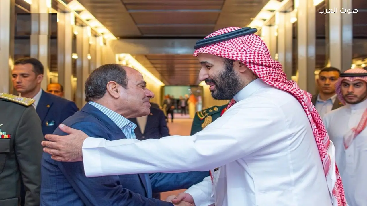 السيسي يغادر جدة وولي العهد في مقدمة مودعيه