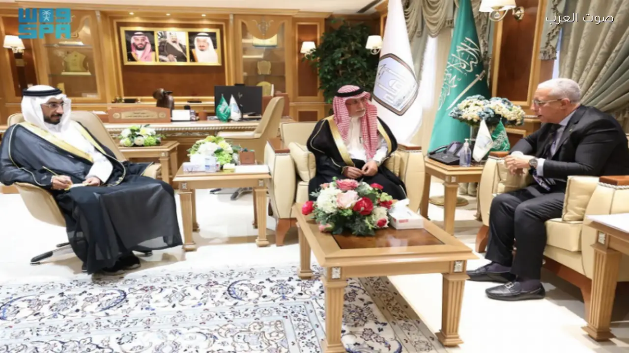 العامري والسفير الموريتاني يناقشان تعزيز التعاون الأكاديمي والتعليمي المشترك