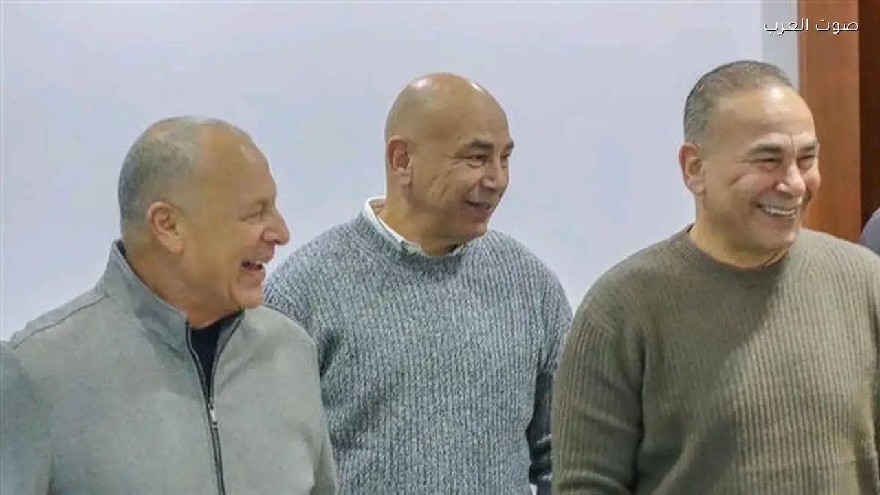 العميد يعتمد على المحترفين ومزدوجي الجنسية في معسكر مارس