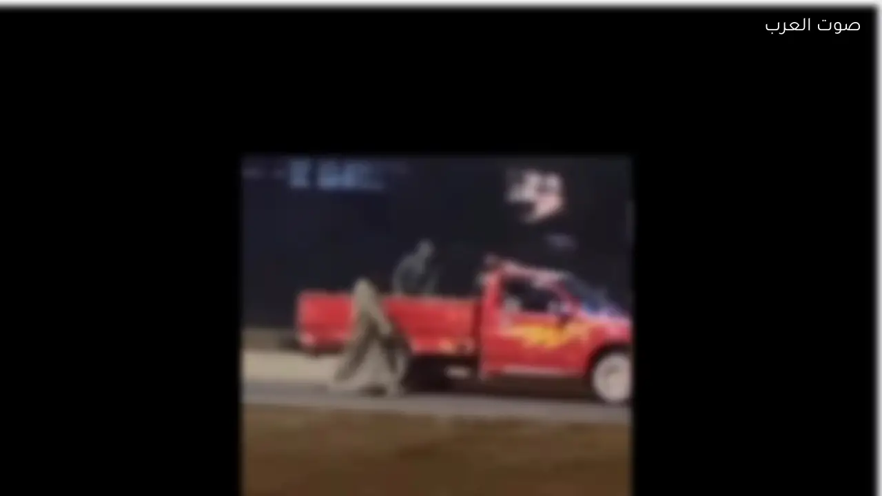 القبض على لصوص سرقوا حواجز حديدية للقطار الكهربائي