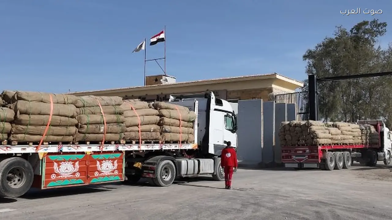 الهلال الأحمر يمد غزة بخيام وملابس شتوية لمواجهة الطقس السيئ