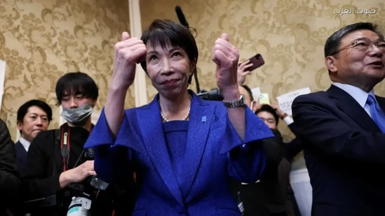 اليابانيون يصوتون في انتخابات صعبة وسط الثلوج