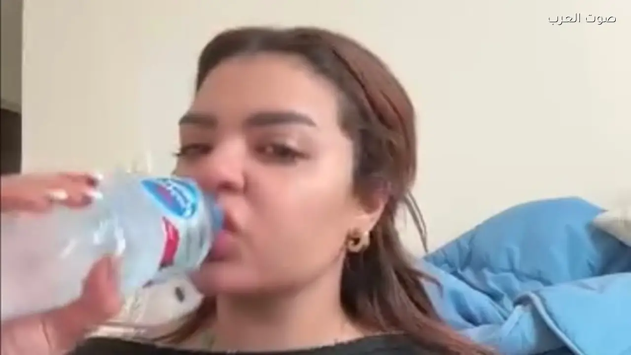 بلوجر روح تحاول الانتحار خلال بث مباشر وتثير ضجة على السوشيال ميديا