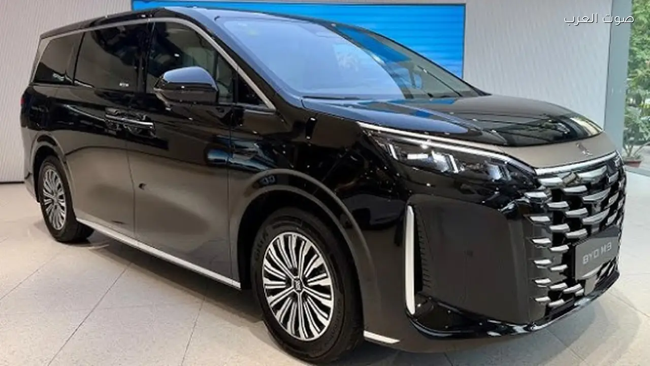 بي واي دي تطلق M9 الجديدة العائلية الهجينة مع صور