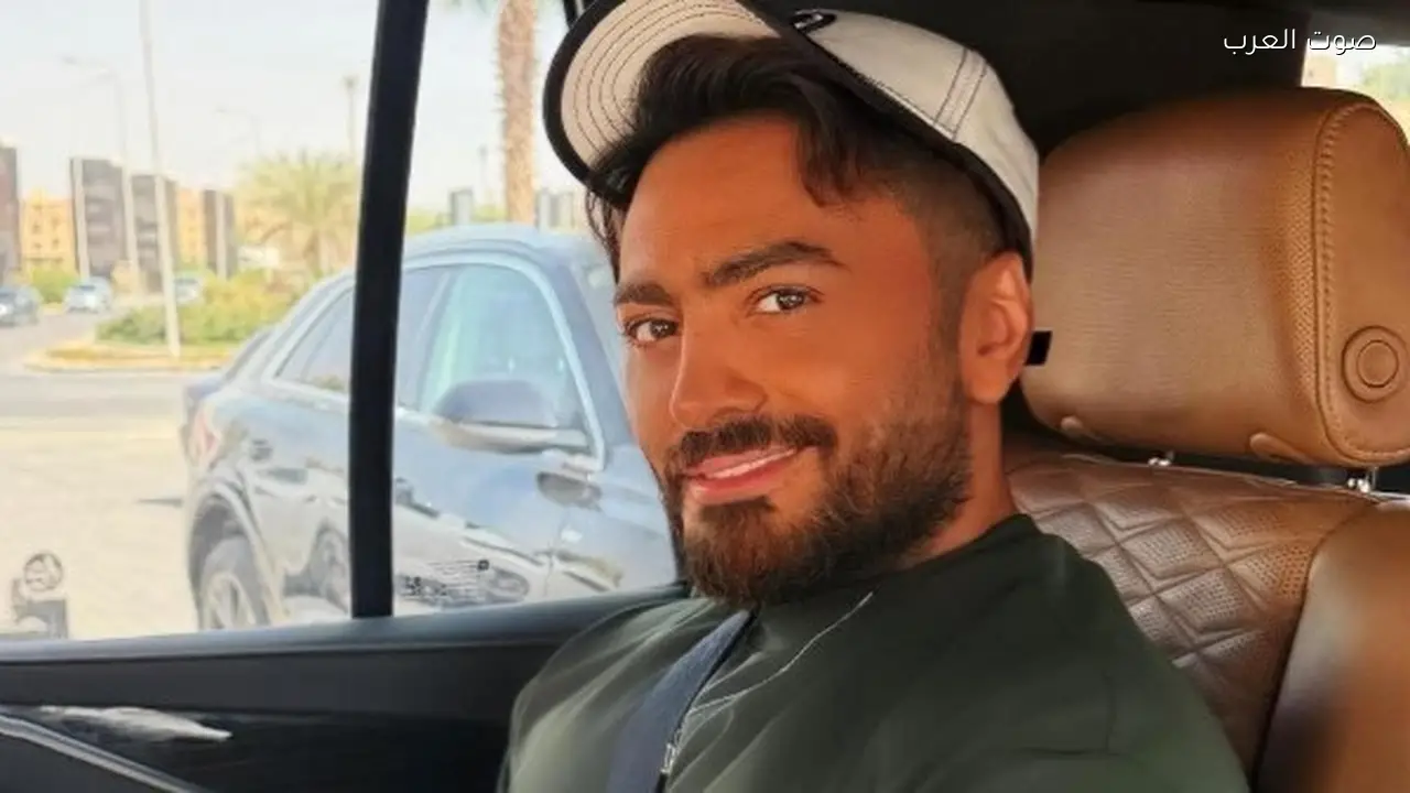 تامر حسني يفتتح غرفة العناية المركزة الرابعة بمستشفى الناس