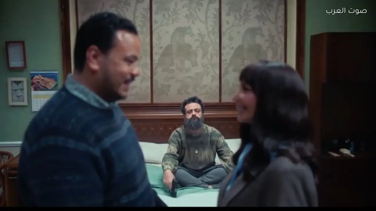 تامر نبيل يقتحم منزل مصطفى غريب ومريم الجندي في هي كيميا