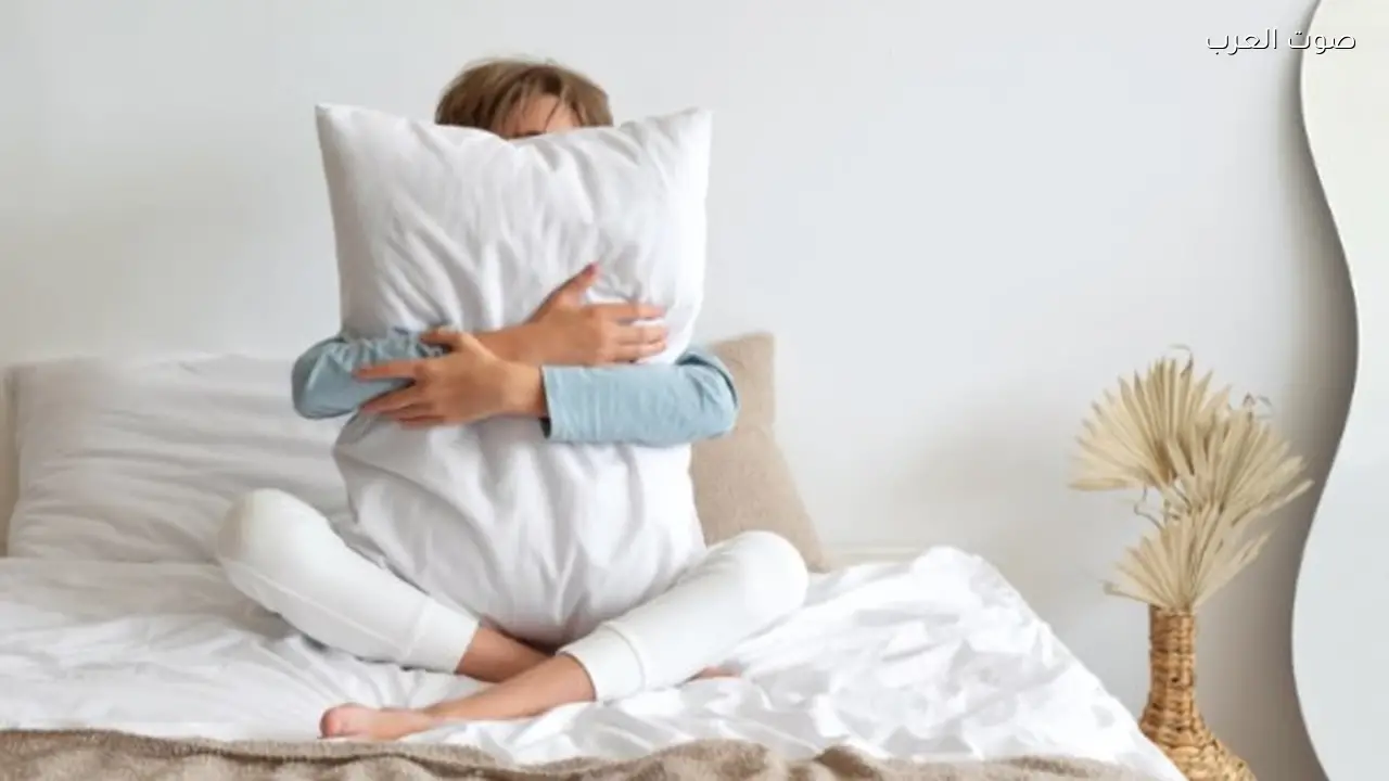 تجنب المخاطر الصحية بتغيير ملاءات السرير بانتظام