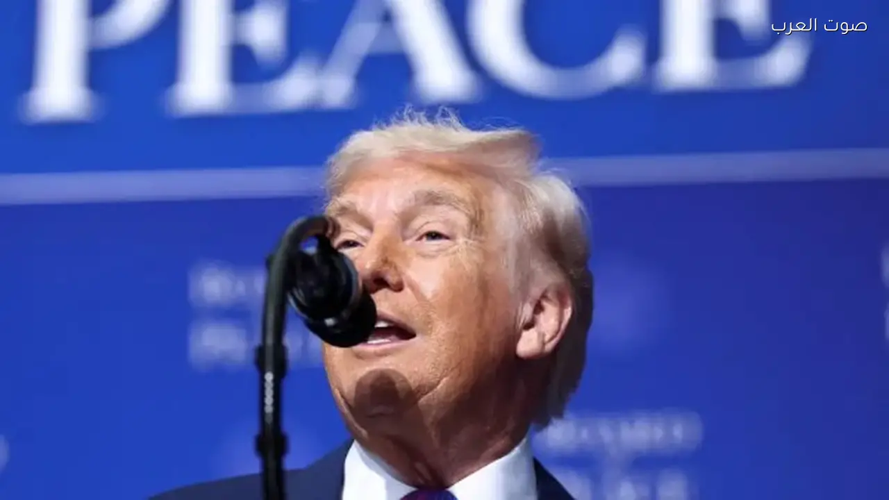 ترامب يعلن عن إرسال سفينة مستشفى إلى جرينلاند