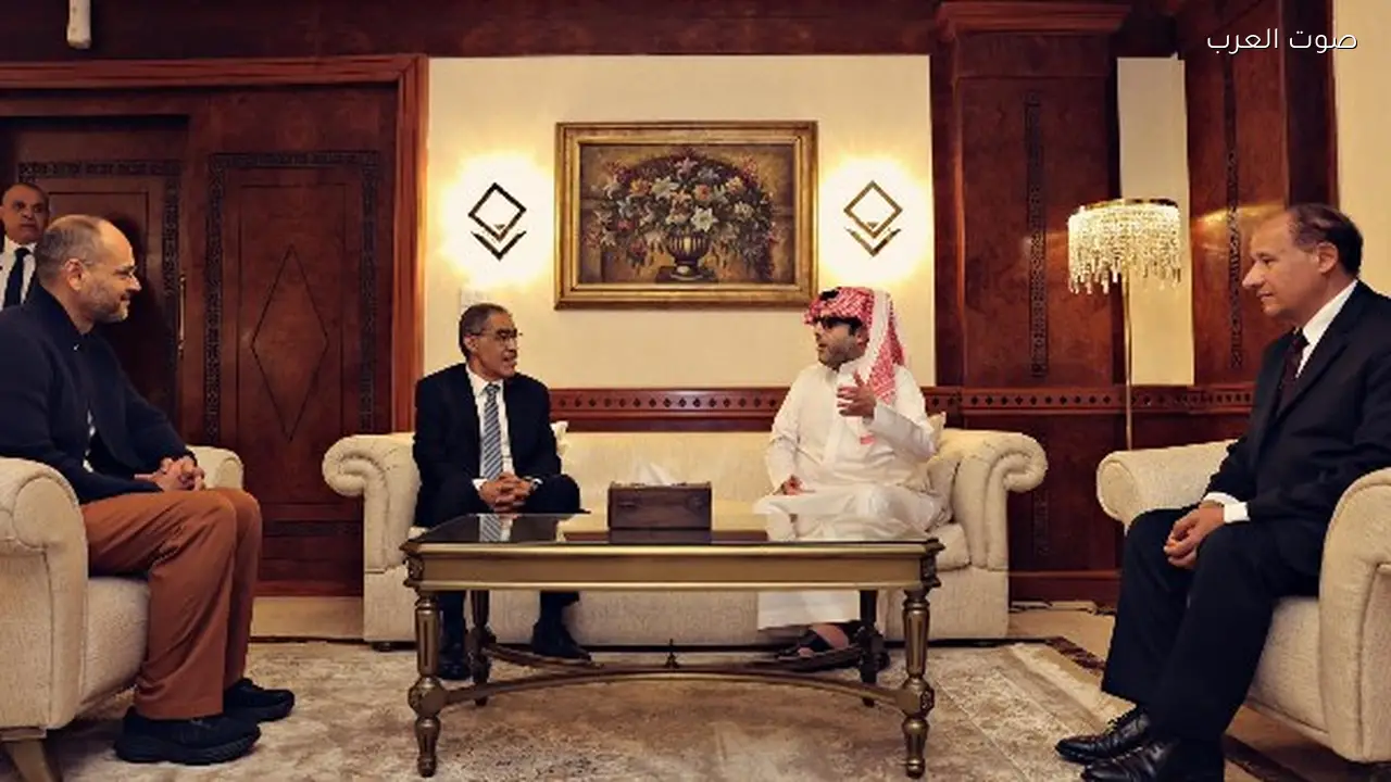 تركي آل الشيخ يصل إلى مصر في زيارة جديدة