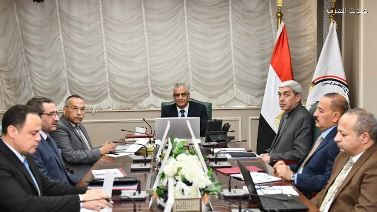 تطوير أسلحة الإنتاج الحربي باستخدام الذكاء الاصطناعي لمواجهة الحروب الذكية