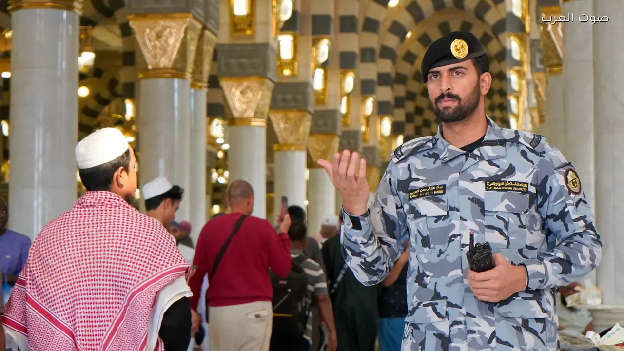تنظيم الجلوس في المسجد الحرام يسهم في تسهيل حركة المصلين والمعتمرين