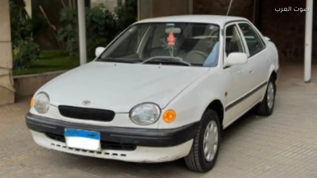 تويوتا كورولا سيدان بسعر 200 ألف جنيه