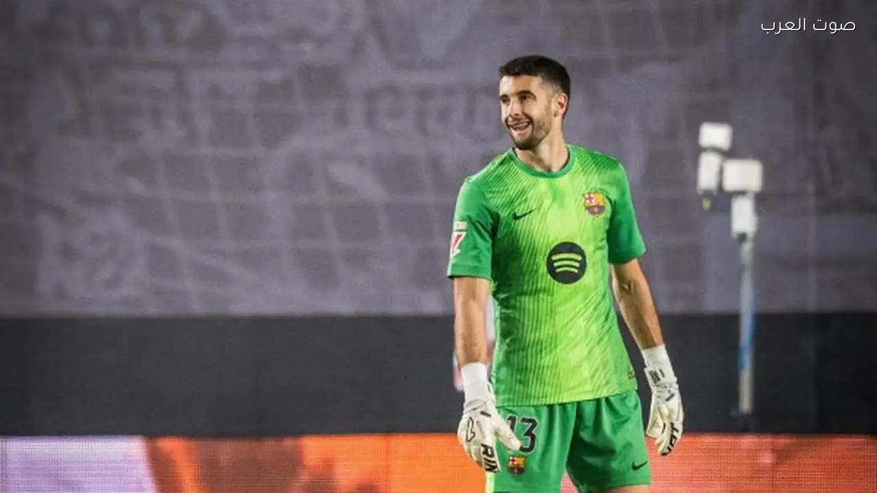 خوان جارسيا ينتقد التحكيم بعد هزيمة برشلونة من جيرونا