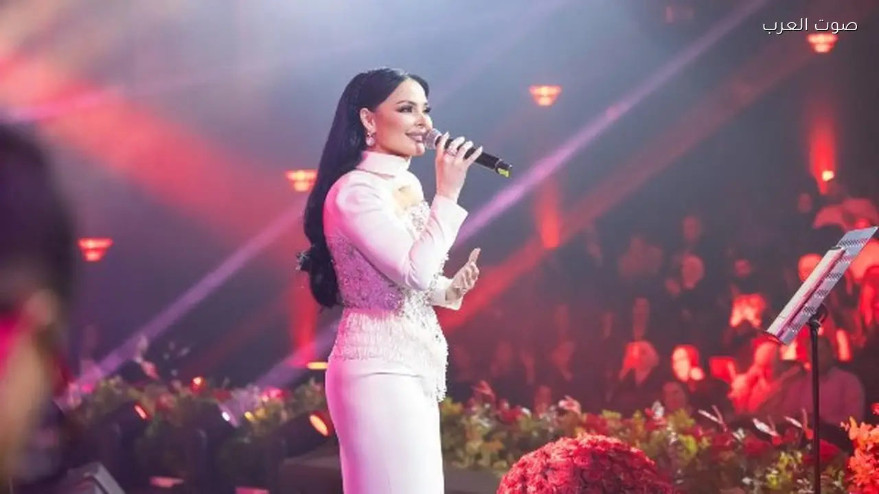 ديانا كرزون تتصدر ترند عيد الحب بجاذبيتها