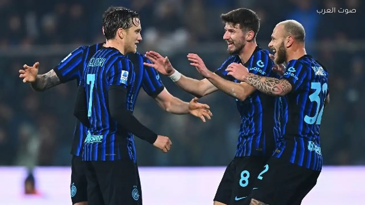 رئيس إنتر ميلان يعلق على إلقاء مقذوف ناري في مباراة كريمونيزي