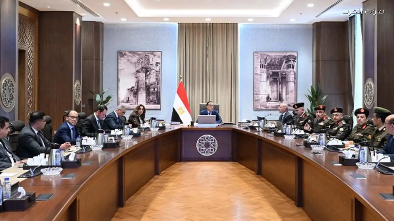 رئيس الوزراء يراجع مشروعات إعادة التخطيط في القاهرة